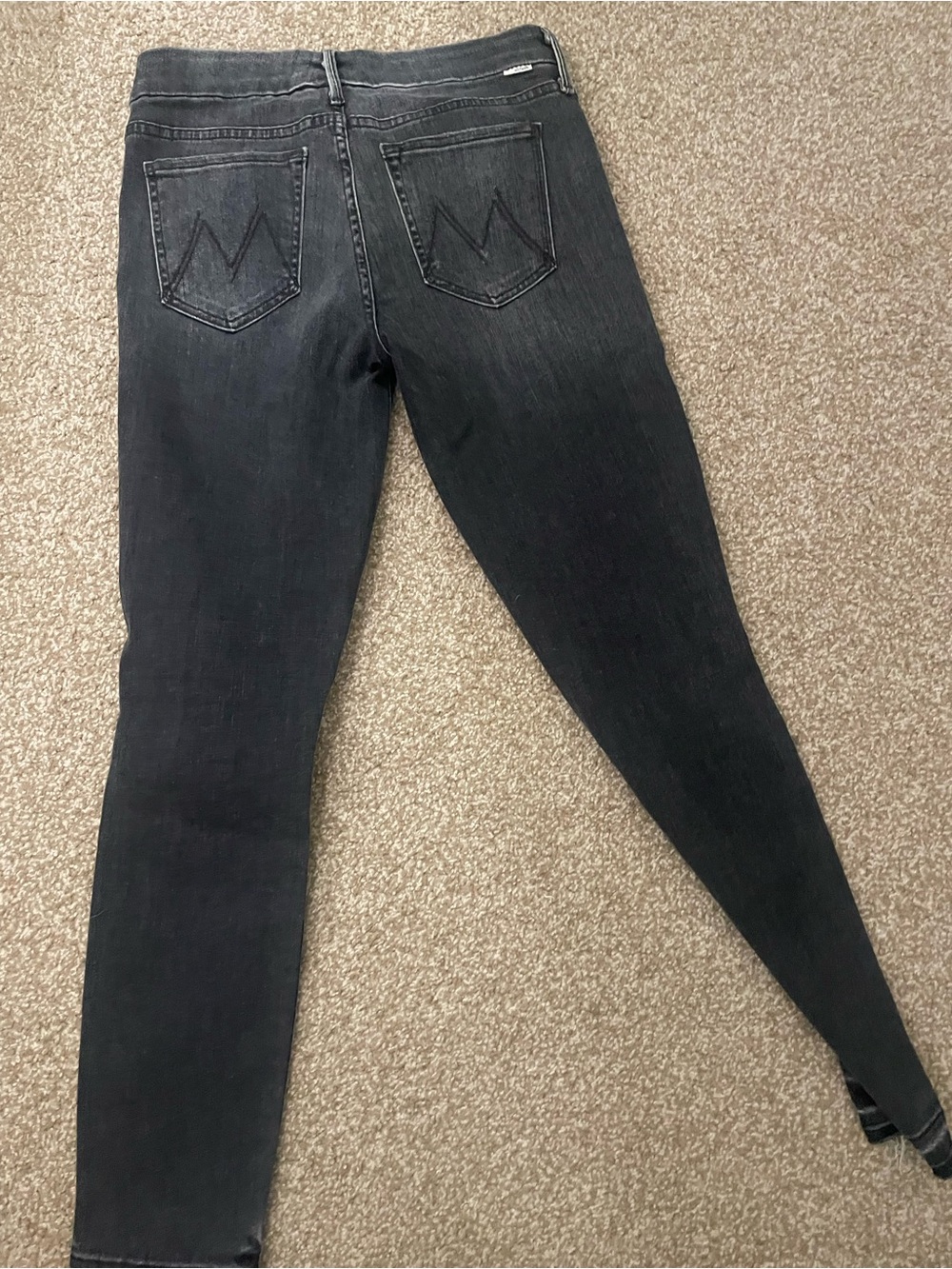 Mothers Women's Black Skinny Jeans - Classic Back Pocket Detail